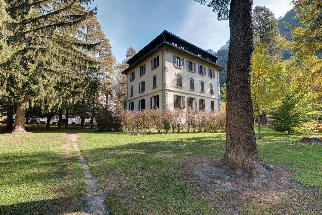 Apartment La Roseraie - Alpes Travel - Central Chamonix Zewnętrze zdjęcie