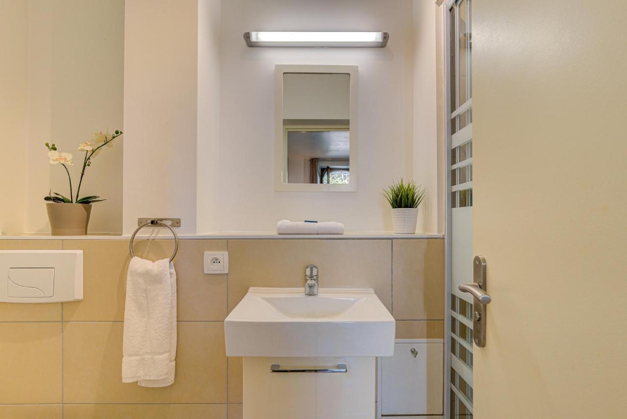 Apartment La Roseraie - Alpes Travel - Central Chamonix Zewnętrze zdjęcie